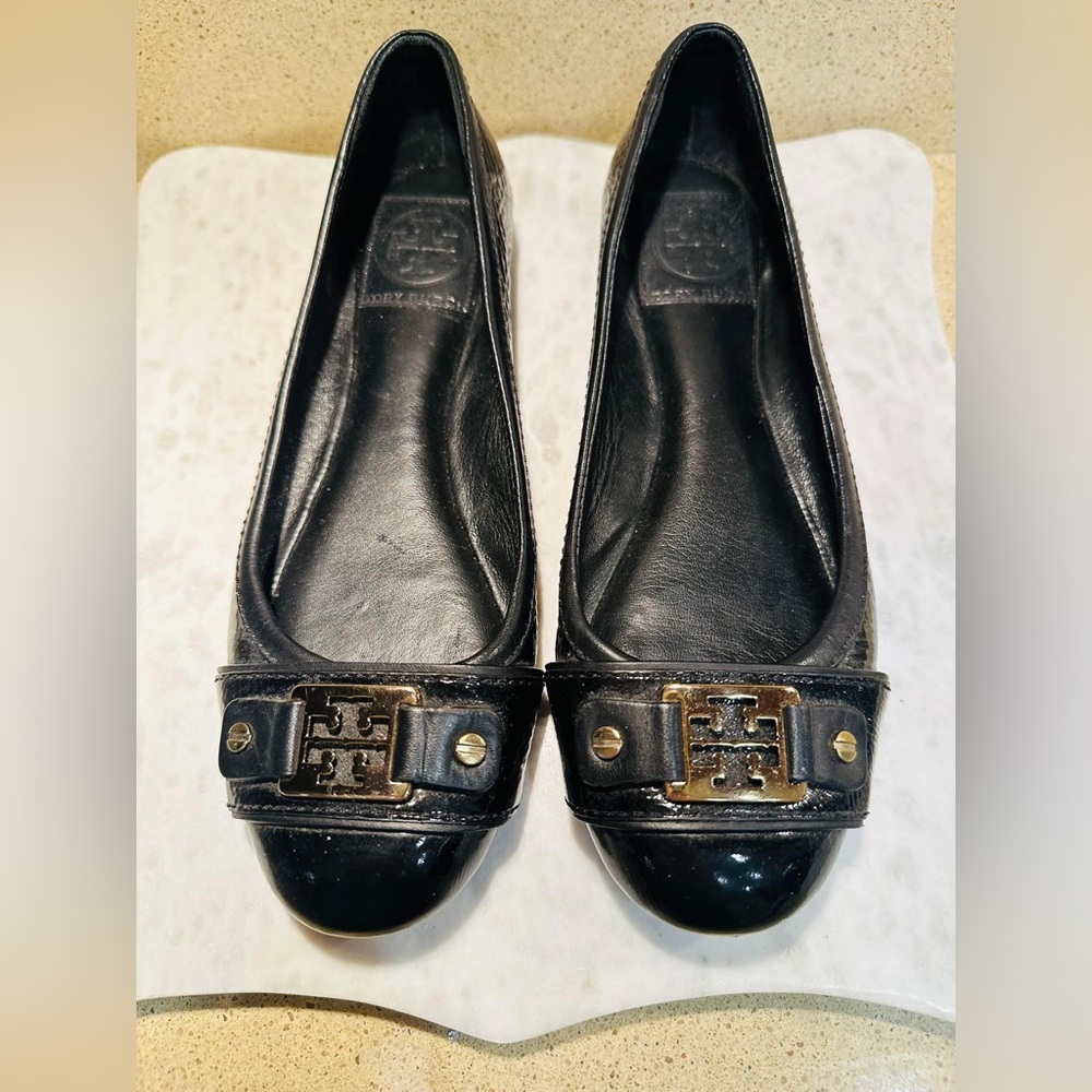 Tory Burch black and gold flats size 6.5
